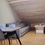 Dainavos Apartamentai 아파트 *